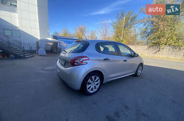 Хэтчбек Peugeot 208 2013 в Кривом Роге