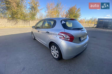 Хэтчбек Peugeot 208 2013 в Кривом Роге