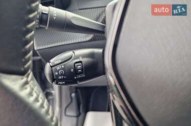 Хэтчбек Peugeot 208 2022 в 