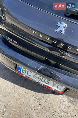 Хэтчбек Peugeot 208 2022 в 
