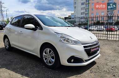 Хэтчбек Peugeot 208 2017 в 