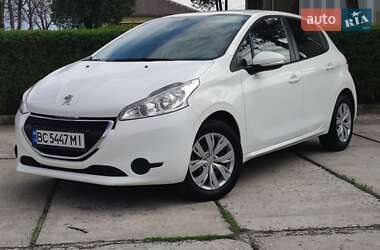Хэтчбек Peugeot 208 2014 в Стрые