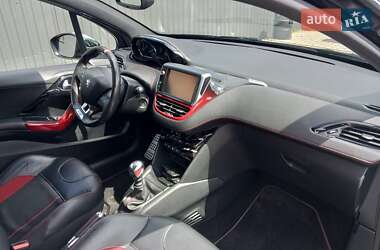 Хетчбек Peugeot 208 2013 в 