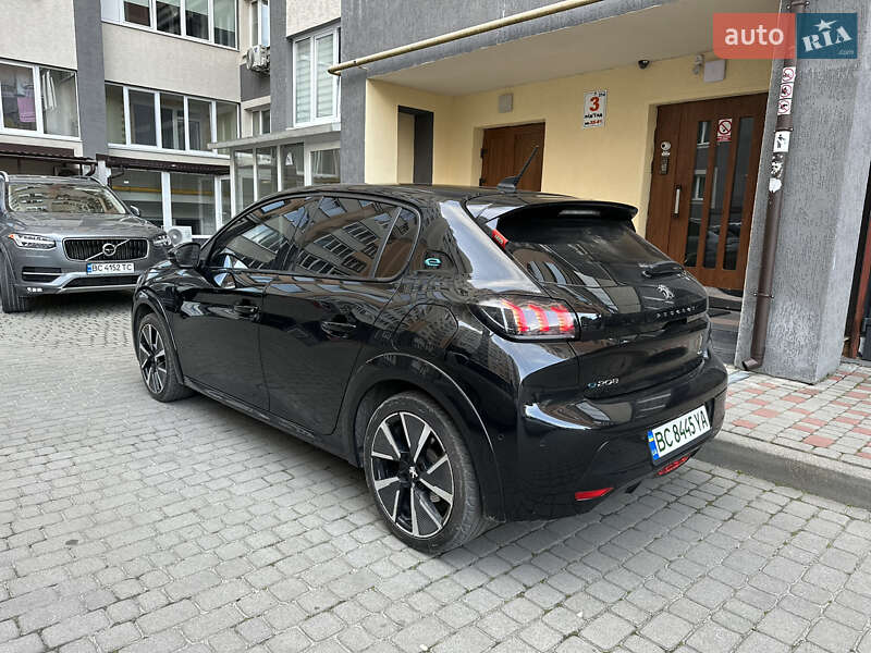 Хетчбек Peugeot 208 2021 в Львові