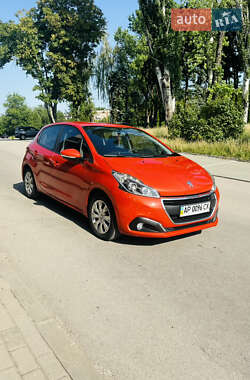 Хэтчбек Peugeot 208 2016 в 
