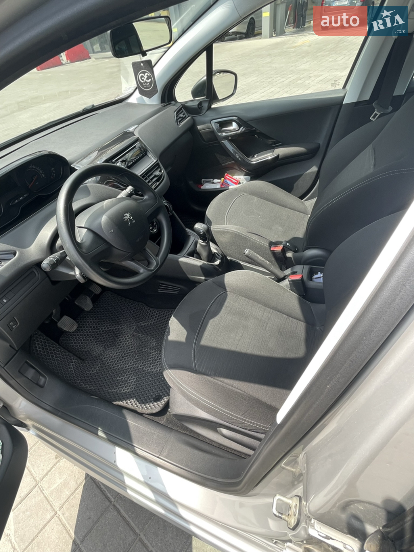 2014 Peugeot 208 - мініатюра 12
