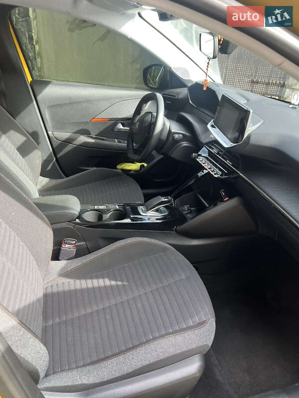 Хэтчбек Peugeot 208 2020 в Львове