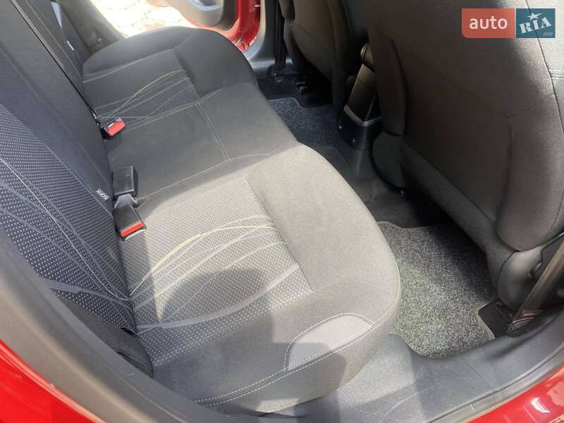 Хетчбек Peugeot 208 2014 в Львові