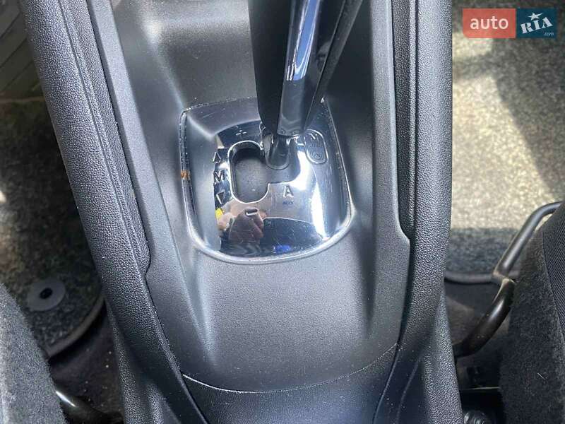 Хетчбек Peugeot 208 2014 в Львові