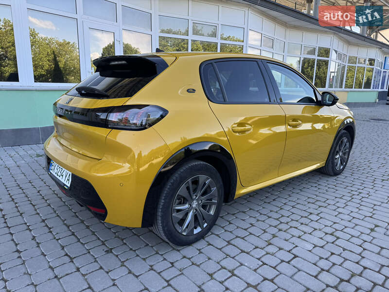 Peugeot 208 2020