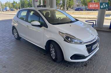 Хетчбек Peugeot 208 2017 в Миколаєві