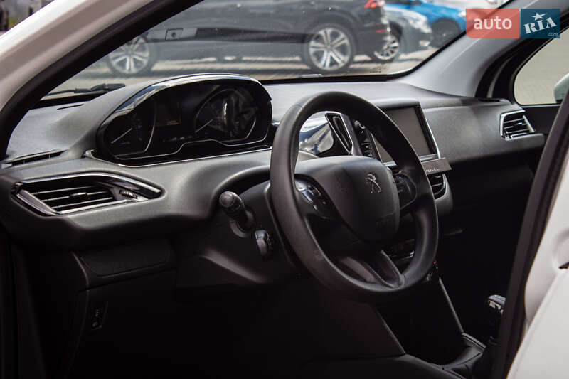 Хэтчбек Peugeot 208 2018 в Львове фото 33 Хэтчбек Peugeot 208 2018 в Львове