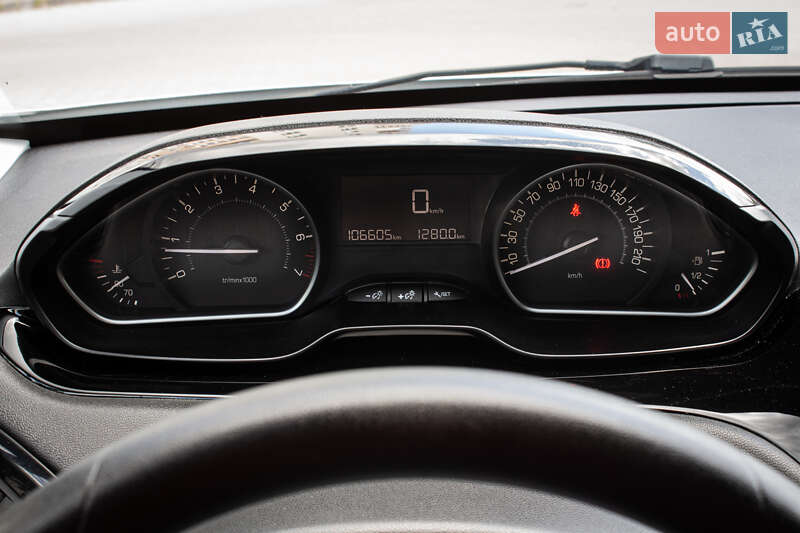 Хэтчбек Peugeot 208 2018 в Львове фото 41 Хэтчбек Peugeot 208 2018 в Львове