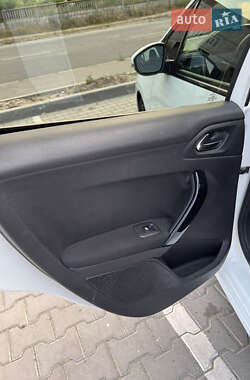 Хэтчбек Peugeot 208 2013 в Виннице