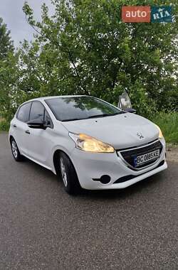 Хетчбек Peugeot 208 2012 в Вишгороді