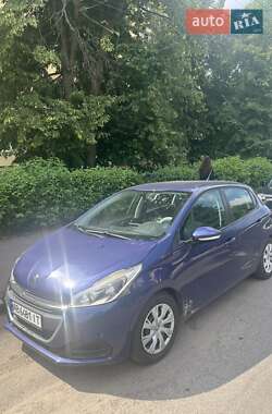Хетчбек Peugeot 208 2015 в Вінниці