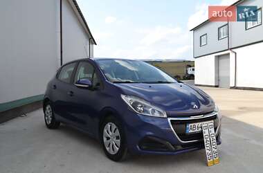 Хэтчбек Peugeot 208 2015 в Виннице
