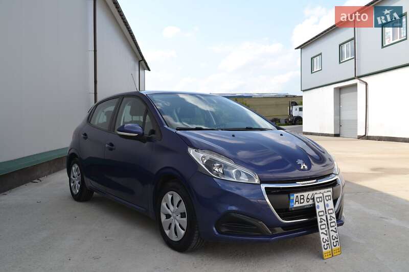 Peugeot 208 2015