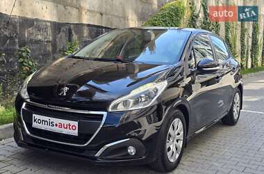 Хэтчбек Peugeot 208 2017 в Хмельницком