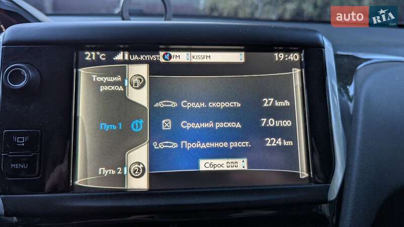 Хэтчбек Peugeot 208 2013 в Киеве фото 10 Хэтчбек Peugeot 208 2013 в Киеве