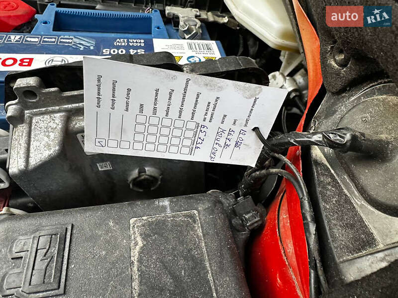 Хетчбек Peugeot 208 2015 в Львові