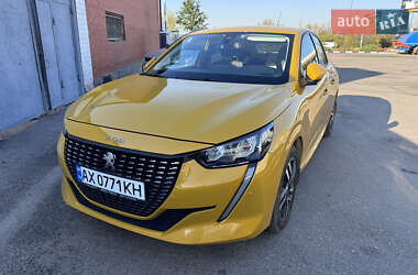 Хэтчбек Peugeot 208 2021 в Киеве