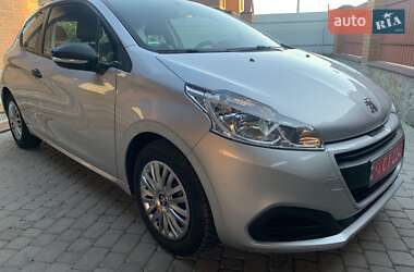 Хэтчбек Peugeot 208 2017 в Виннице