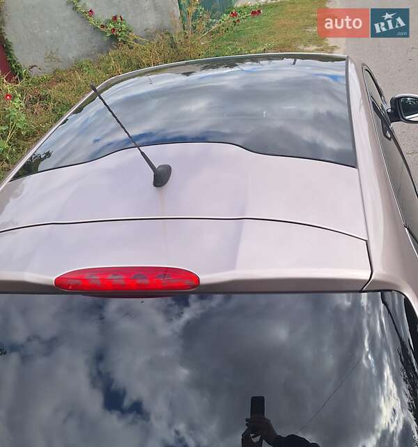 Хэтчбек Peugeot 208 2013 в Полтаве