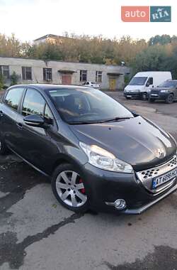 Хэтчбек Peugeot 208 2013 в Калуше
