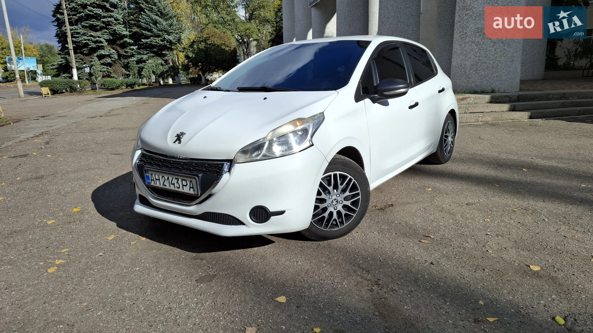 2012 Peugeot 208 - мініатюра 2