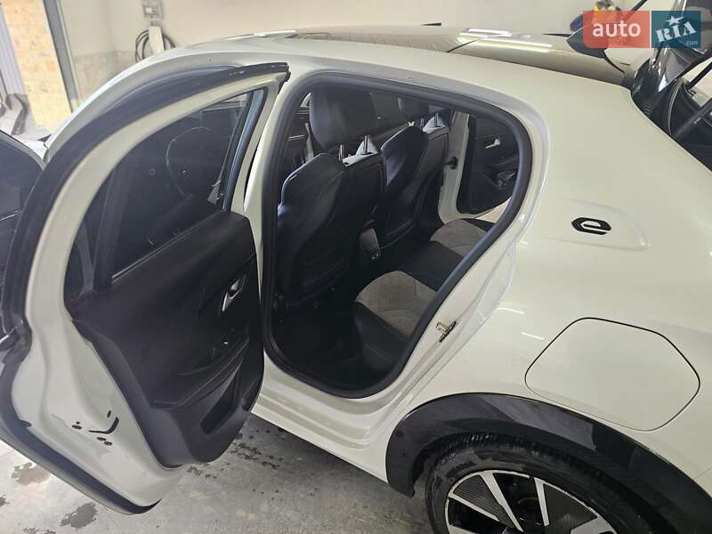 Хэтчбек Peugeot 208 2021 в Коломые фото 20 Хэтчбек Peugeot 208 2021 в Коломые
