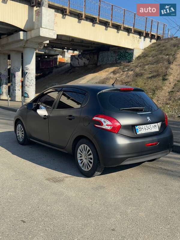Хэтчбек Peugeot 208 2013 в Одессе фото 5 Хэтчбек Peugeot 208 2013 в Одессе