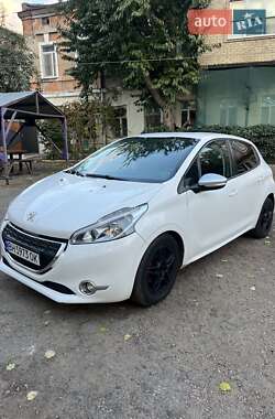 Хэтчбек Peugeot 208 2013 в Одессе