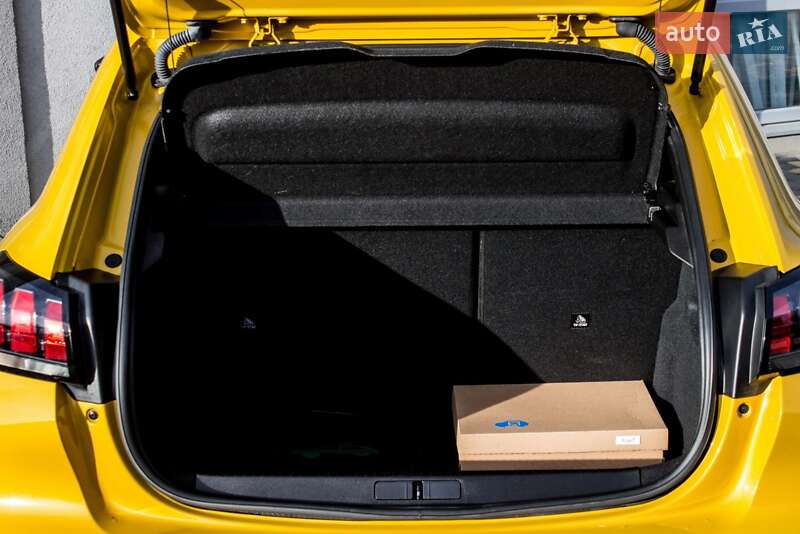Хетчбек Peugeot 208 2023 в Львові фото 112 Хетчбек Peugeot 208 2023 в Львові