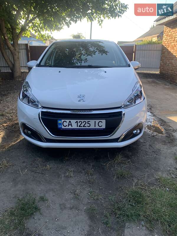 Peugeot 208 2019