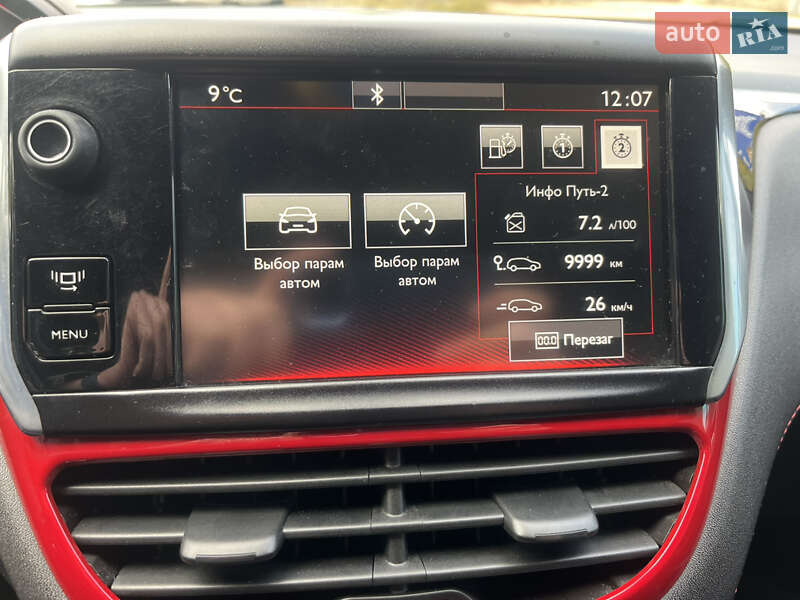 Хэтчбек Peugeot 208 2013 в Киеве