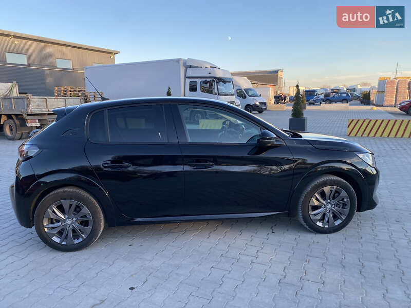 Хэтчбек Peugeot 208 2021 в Тернополе