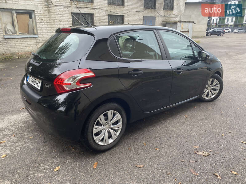 Хэтчбек Peugeot 208 2014 в Луцке фото 5 Хэтчбек Peugeot 208 2014 в Луцке