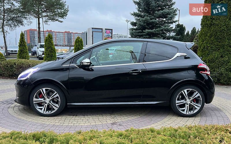 Хэтчбек Peugeot 208 2013 в Львове