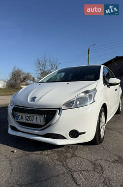 Хетчбек Peugeot 208 2013 в Черкасах