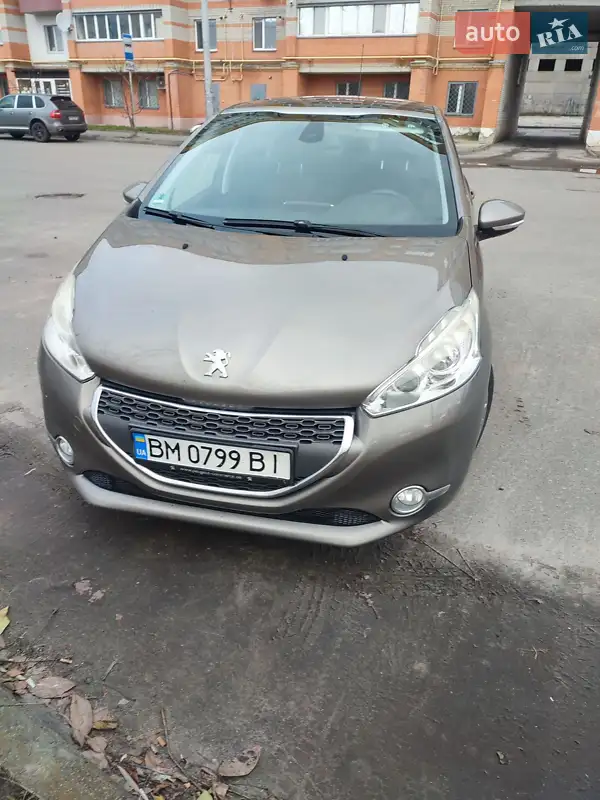 Peugeot 208