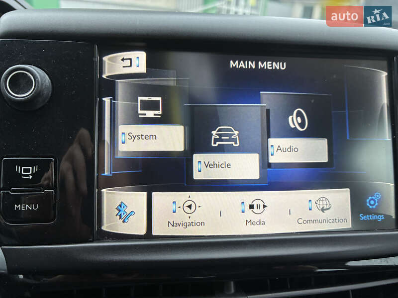 Хэтчбек Peugeot 208 2013 в Чернигове фото 15 Хэтчбек Peugeot 208 2013 в Чернигове