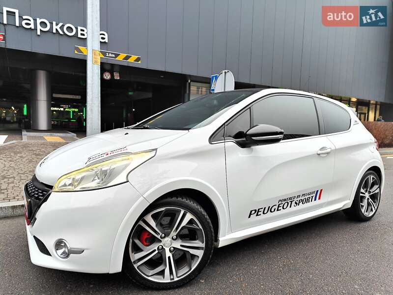 Хэтчбек Peugeot 208 2013 в Киеве фото 8 Хэтчбек Peugeot 208 2013 в Киеве