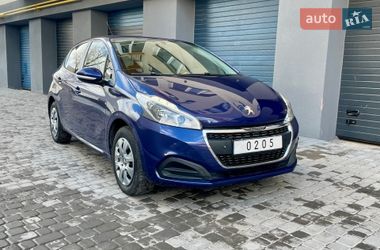 Хэтчбек Peugeot 208 2015 в Виннице
