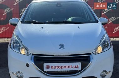 Хэтчбек Peugeot 208 2014 в Сумах