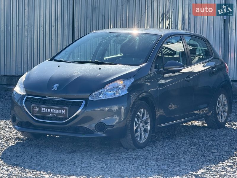 Хэтчбек Peugeot 208 2012 в Виннице