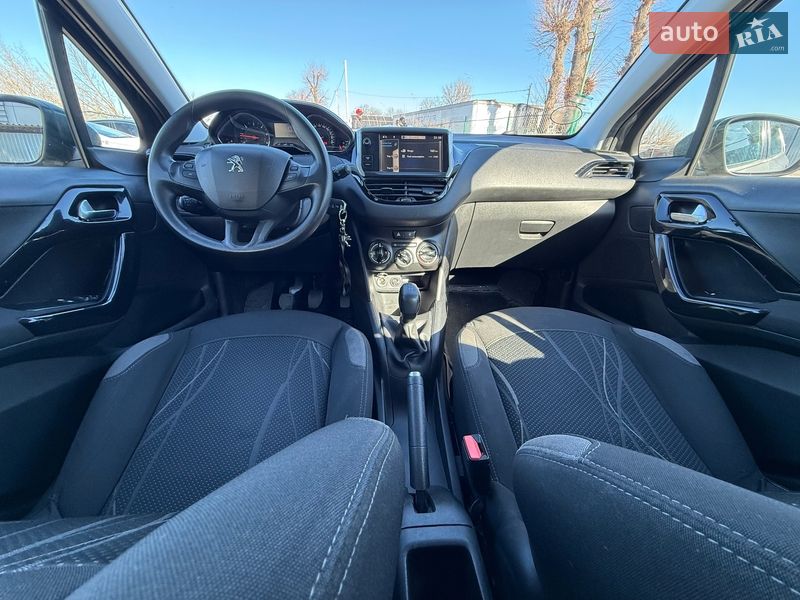 Хэтчбек Peugeot 208 2012 в Виннице