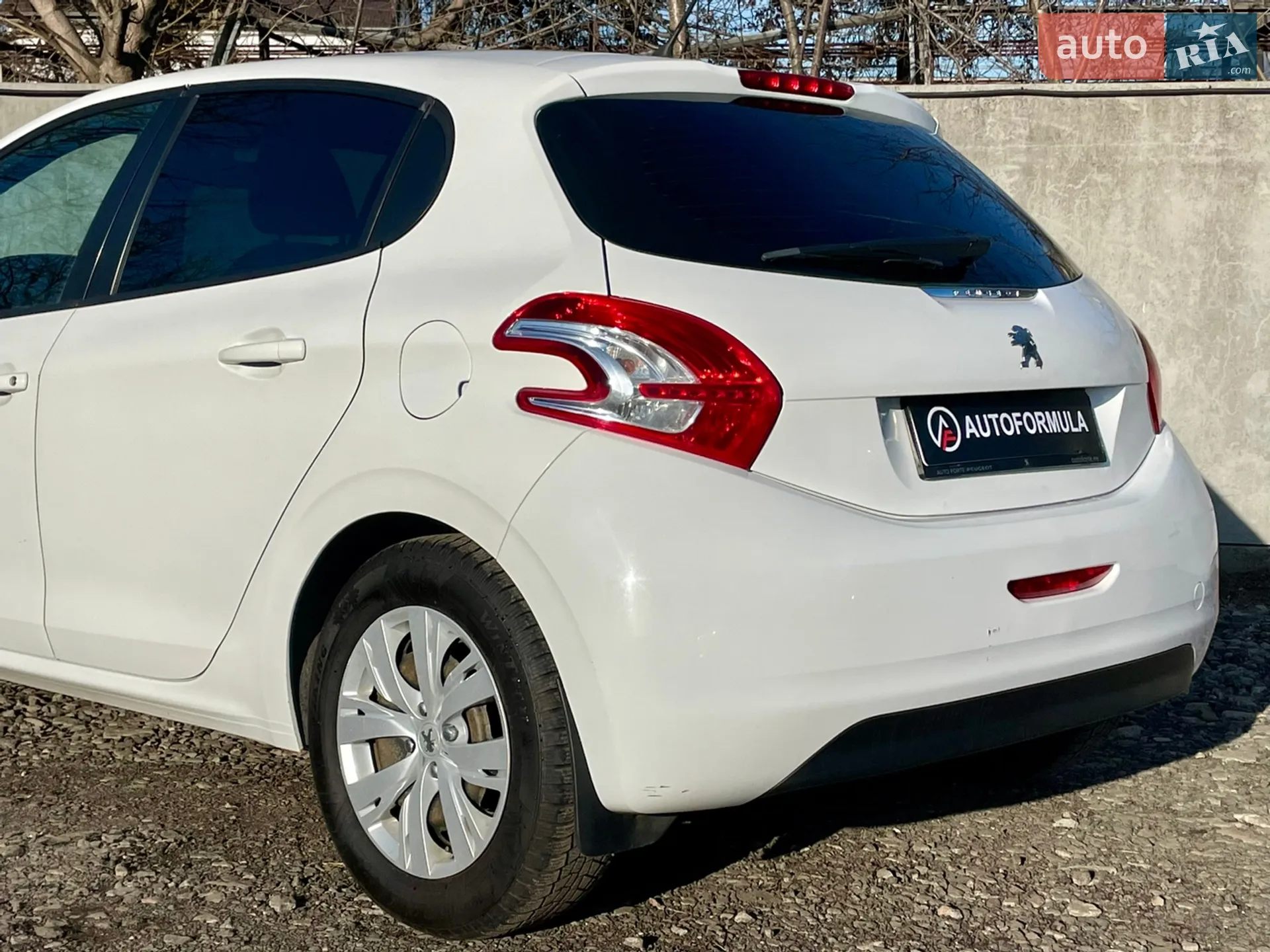 2015 Peugeot 208 - мініатюра 7