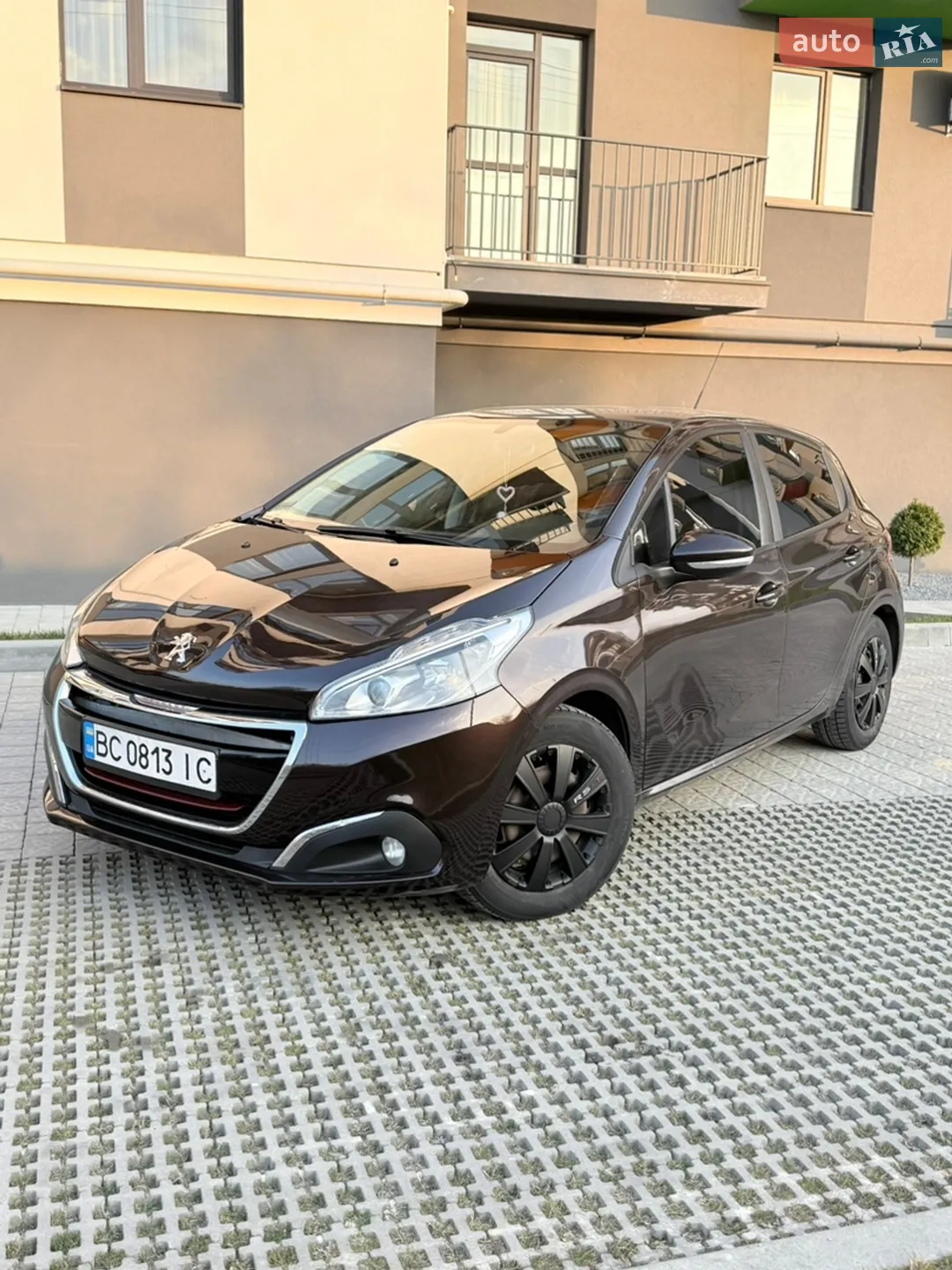 2012 Peugeot 208 - мініатюра 2