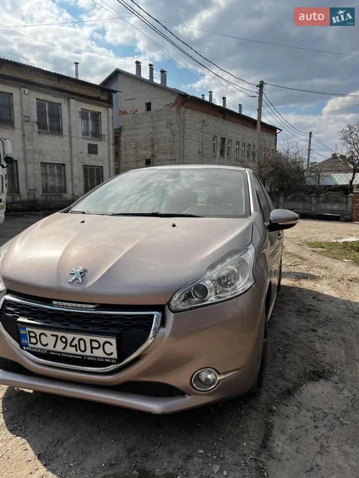 2013 Peugeot 208 - мініатюра 14